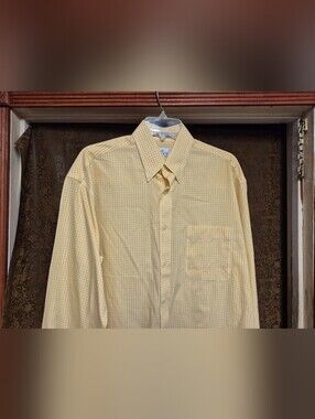 Enro Men's yellow dress shirt
